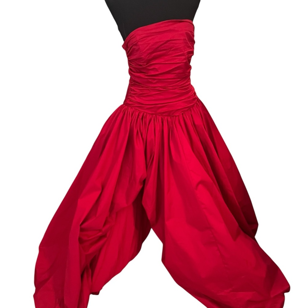 Elegant Strapless Red Evening Gown - Picture 6 of 6